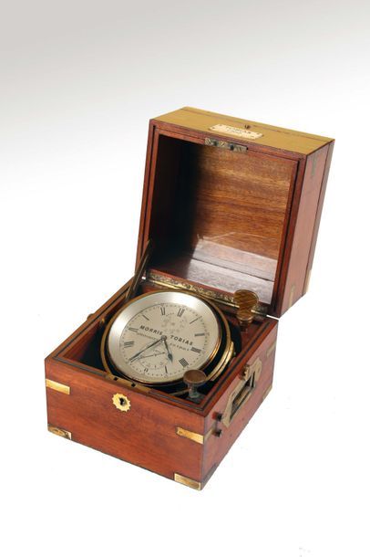 null Chronomètre de marine à deux jours de réserve de marche, signé (cadran et mouvement),...