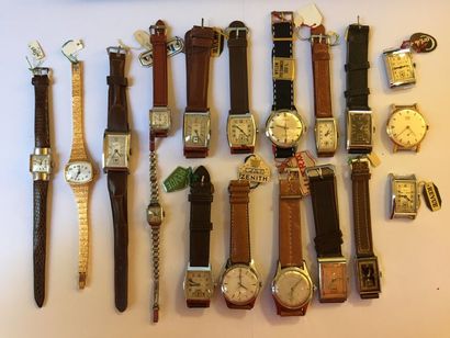 null Dix-huit montres bracelet, homme et femme, marques divers. Années cinquantes...