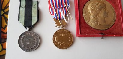 null Médaille Poste et Télécommunication, République Française.