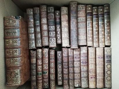 null 25 volumes XVIIIème s., reliures diverses, quelques oeuvres de théâtre