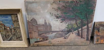 null Lot de 3 toiles accidentées dont Les quais/Vue de la Conciergerie à Paris.