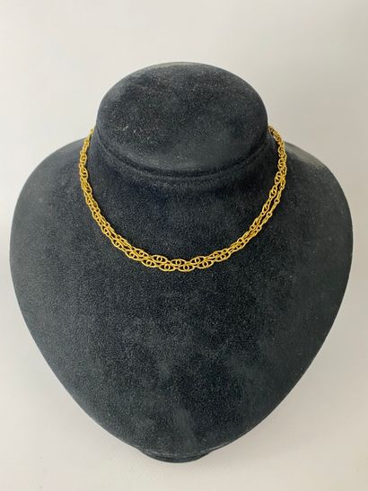 A necklace in yellow gold 750 thousandth...