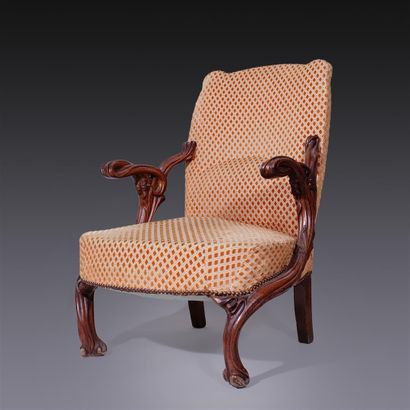  Attributed to Georges HOENTSCHEL (1855-1915). Large armchair in natural wood carved...