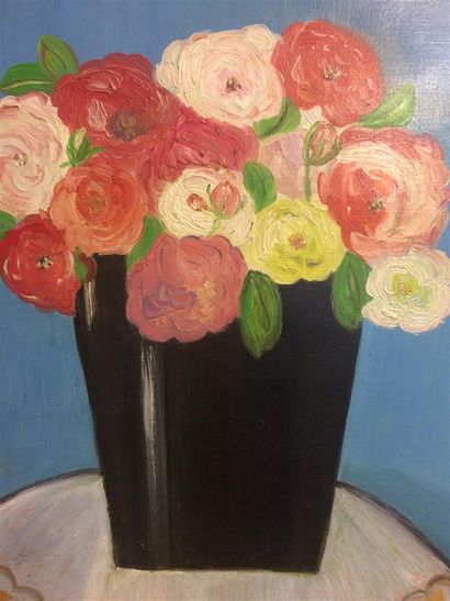  Lucie VALORE (1878-1965). Nature morte au vase de fleurs Huile sur toile, signée...