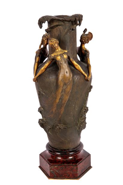  Louis CHALON (1866-1940) Important vase de forme balustre à col droit en bronze...
