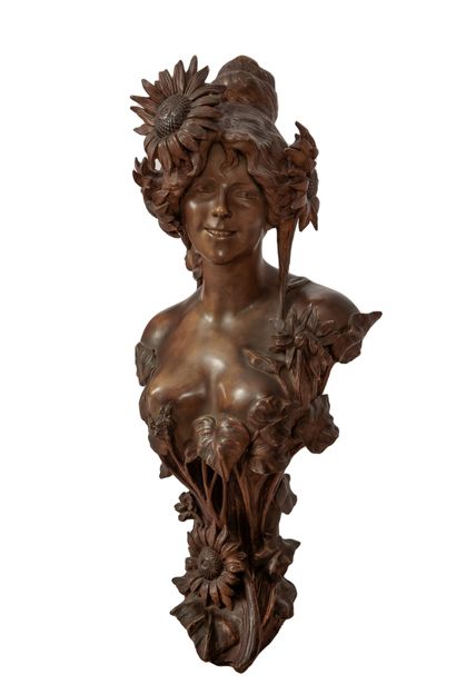  Friedrich GOLDSCHEIDER Edition, Vienne Buste de jeune femme aux tournesols Sculpture...