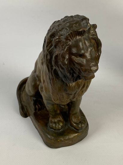  BARYE (d'après) Lion Bronze Porte une signature (rayures) H: 18cm 