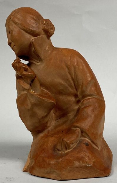  Gaston HAUCHECORNE (1880-1945) 
Sculpture en terre cuite figurant un buste de jeune...