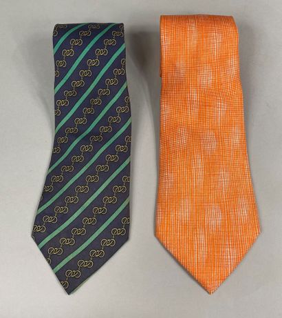 HERMES 
Set of two silk ties