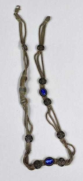  Silver necklace (925) formed of three chains with braided mesh punctuated with small...