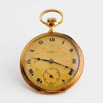  UNIC 
Pocket watch in yellow gold (750), case with guilloché decoration and frieze...