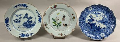  CHINA, INCLUDING COMPAGNIE DES INDES 
Set of three enameled porcelain plates. One...