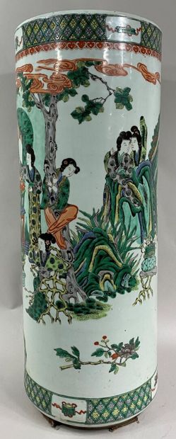  CHINA, 20th century 
Large porcelain scroll vase decorated in enamels in the green...