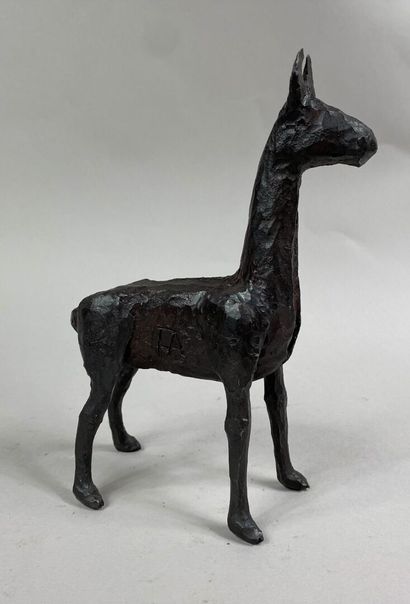 André FABRE (1920-2011) 
Lama 
Sculpture...