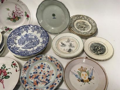 null Lot d'assiettes en porcelaine et faience