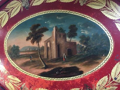 null Plateau Napoléon en tôle peinte à décor de paysage de ruines animé
L : 66 c...