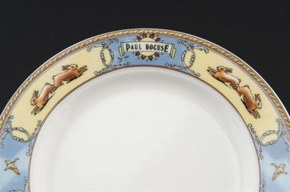 null Paul BOCUSE
Six petites assiettes en porcelaine blanche, aile soulignée de lièvres...