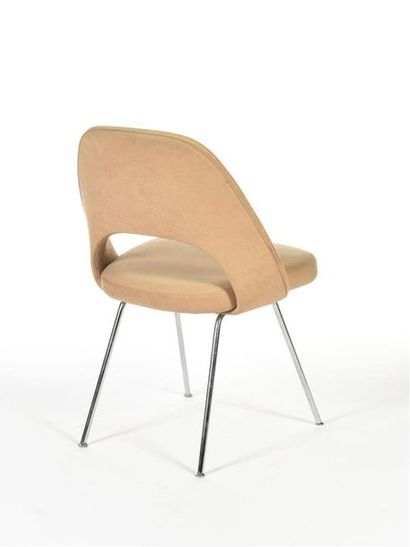 null Eero SAARINEN (1910-1961) 
Suite de quatre chaises modèle Conférence, première...