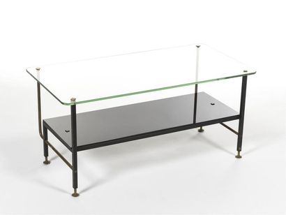 null TRAVAIL 1950
Table basse à double plateaux en verre transparent à structure...