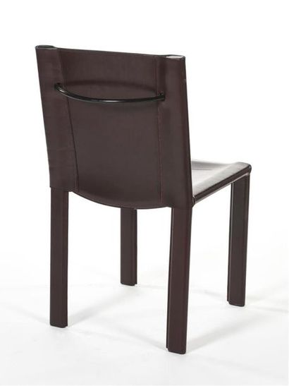null Matteo GRASSI (1927-2001)
Paire de deux chaises modèle Coral entièrement gainées...