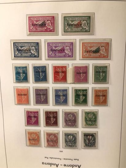 null Principauté d'Andorre - Collection comprenant les timbres de la série surchargée...