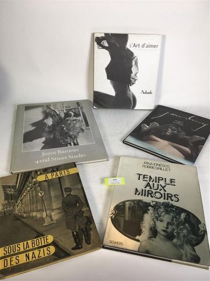 null Un lot de 5 livres de photographies, dont Irina Ionesco, Gainsbourg, Aubade,...