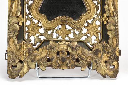 null Paire de miroirs rectangulaires en bois sculpté et doré,
Italie 19ème siècle...