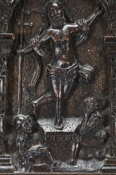 null Porte de tabernacle figurant la Resurection du Christ sculptée en fort relief
panneau...