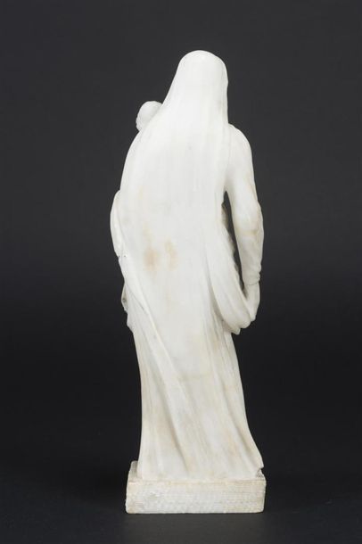 null Vierge à l'Enfant en albâtre finement sculpté
19ème siècle
H : 30 cm