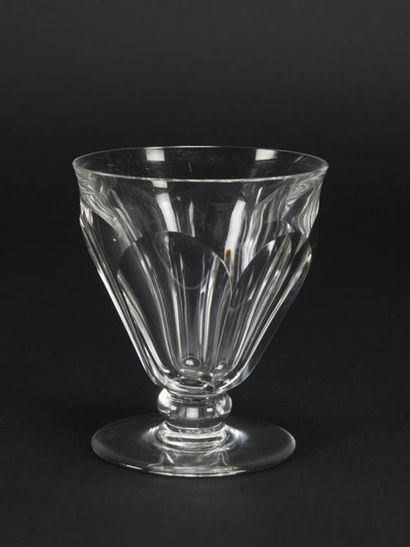 null BACCARAT 
Service de verre en cristal taillé
modèle Talleyrand
environ 30 pièces...