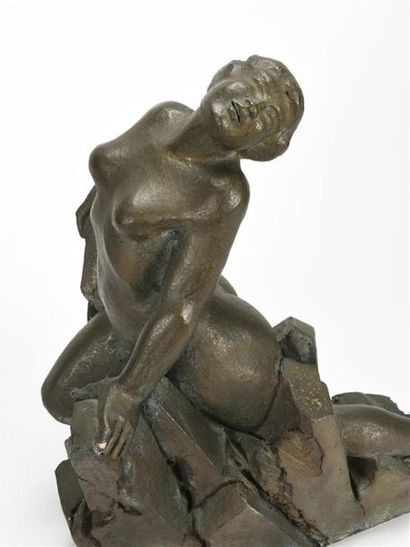 null Robert RAYNE (né en 1938)
Espoir
Epreuve en bronze 
H: 50 L: 40 cm