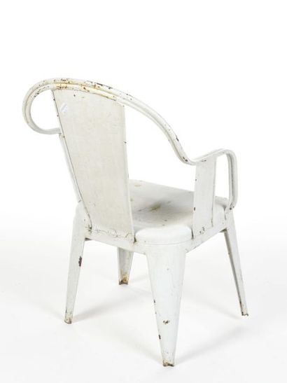 null Xavier PAUCHARD (1880-1935)
Paire de fauteuils modèle C en tôle peinte dans...
