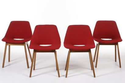 null Pierre GUARICHE (1926-1995) 
Suite de quatre chaises modèle "Amsterdam" dit...
