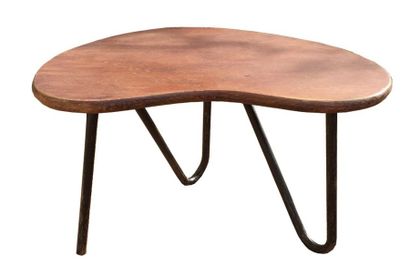 null Pierre GUARICHE (1926-1995)
Table basse PREFACTO circa 1951, le piètement en...