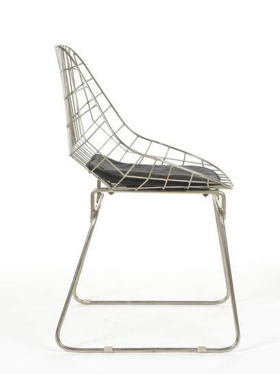 null Cees BRAAKMAN (1917-1995) 
Chaise modèle SM05 en maille de fil d'acier chromé...