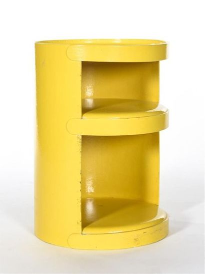null Jean-Louis AVRIL (Né en 1935)
Petit meuble de rangement à structure cylindrique...