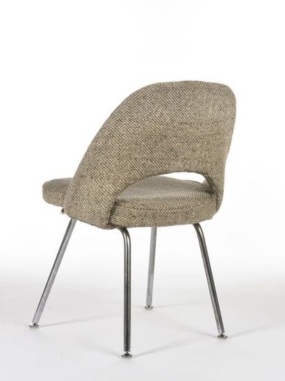 null Eero SAARINEN (1910-1961) 
Suite de quatre chaises modèle Conférence, à piètement...