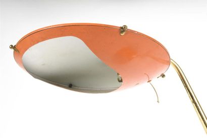 null ALUMINOR (XX ème)
Lampe de table pivotante à réflecteur sur rotule modèle UFO...