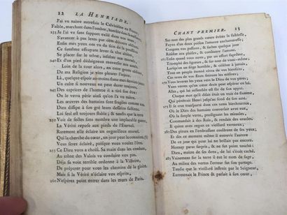 null VOLTAIRE Henriade 1770 deux volumes Pankouke. Reliure veau
