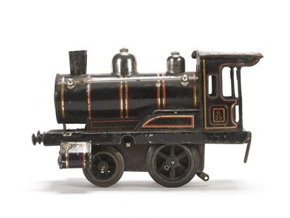 null BING « O » : Petite locomotive 110, en tôle peinte et lithographiée (manque...