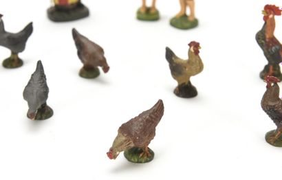 null Estaloin
La fermière les deux enfants et les poules
14 figurines