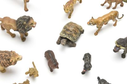 null ELASTOLIN
Les animaux de la savane
27 figurines