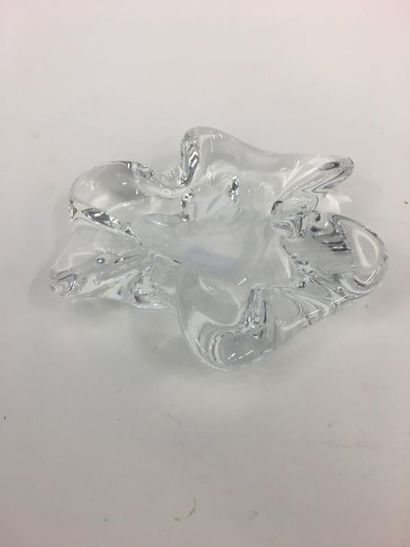 null Cristal de Sèvres coupe vide poche de forme libre
L : 18 cm