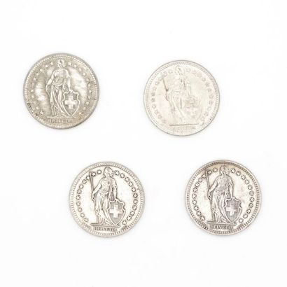 null Lot de pièces d'argent dont
Dix pièces de 10 Francs République Française argent...
