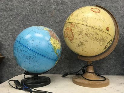 null Deux globes lumineux 