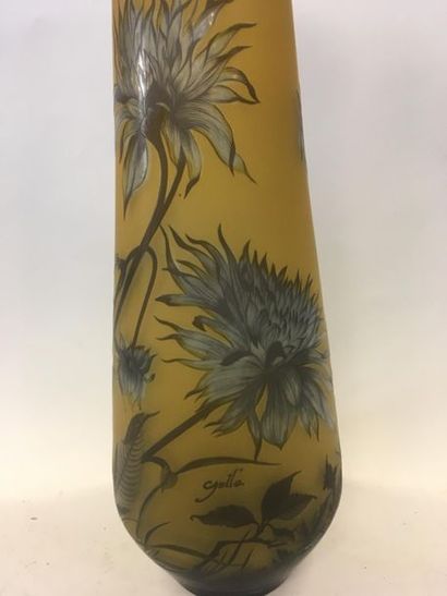 null Grand vase balustre en verre multicouche
H : 62 cm
