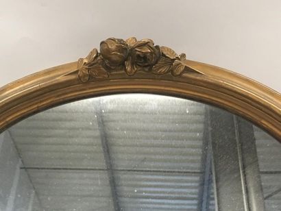 null Miroir ovale en stuc vers 1930
62 x 51 cm