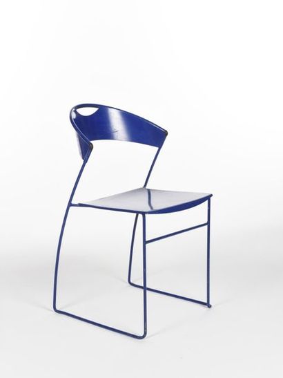 null Hannes WETTSTEIN (1958-2008)
Chaise modèle Juliette à structure en acier tubulaire...