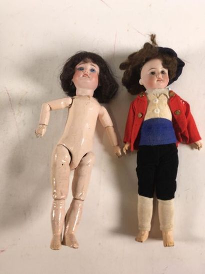 null Deux poupées tête porcelaine corps en composition dont une SFBJ 21D
Bouche ouverte...