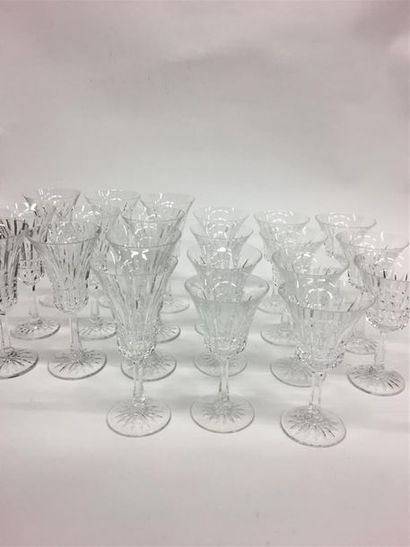 null Villeroy et Boch service de verres en cristal taillé
9 verres à eau (17 cm),...